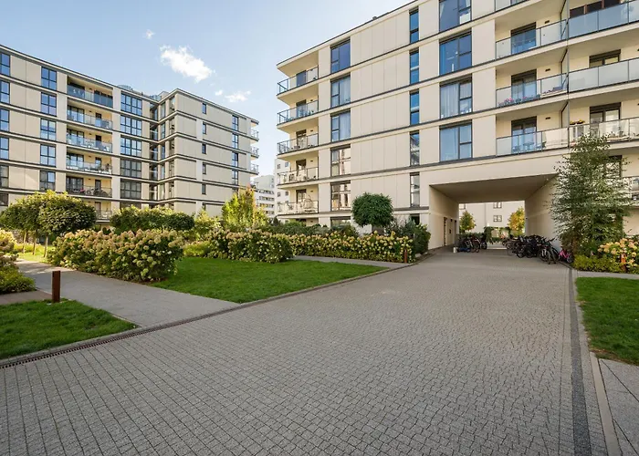 Business Mokotow Park 18 By Bookinghost 바르샤바