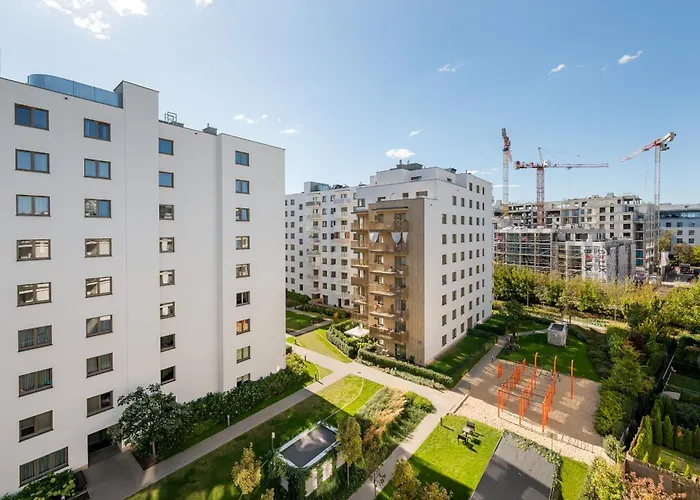 Business Mokotow Park 18 By Bookinghost