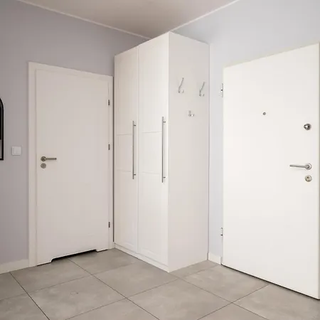 Business Mokotow Park 18 By Bookinghost *